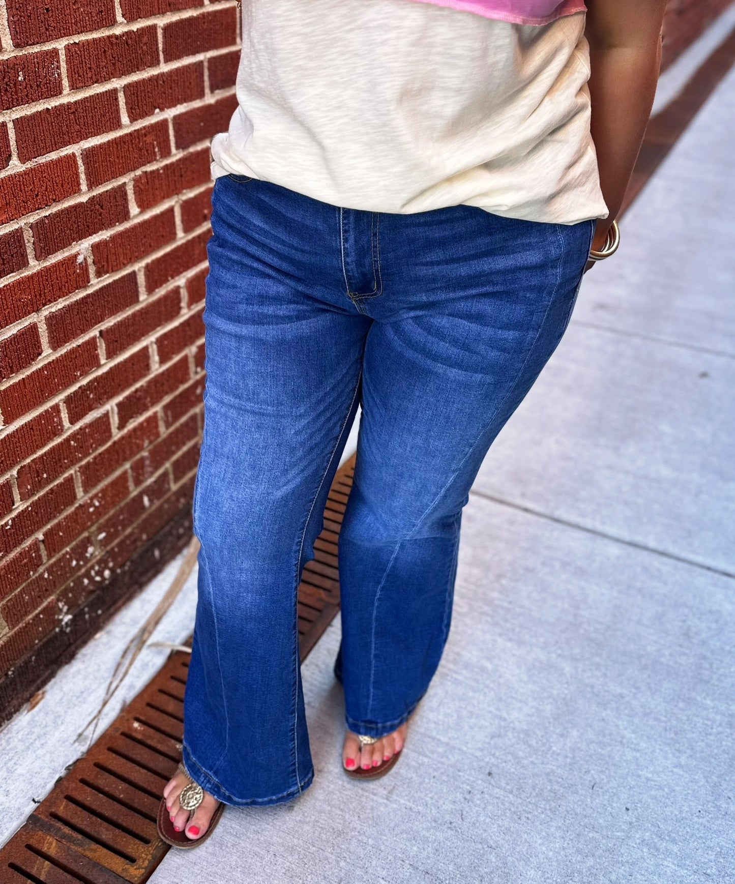 Plus Size Flare Jeans Feb.